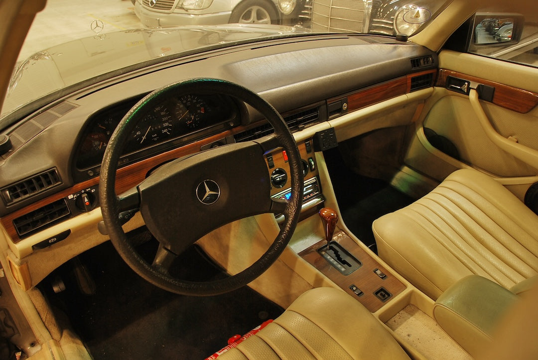 Mercedes-Benz 280SE